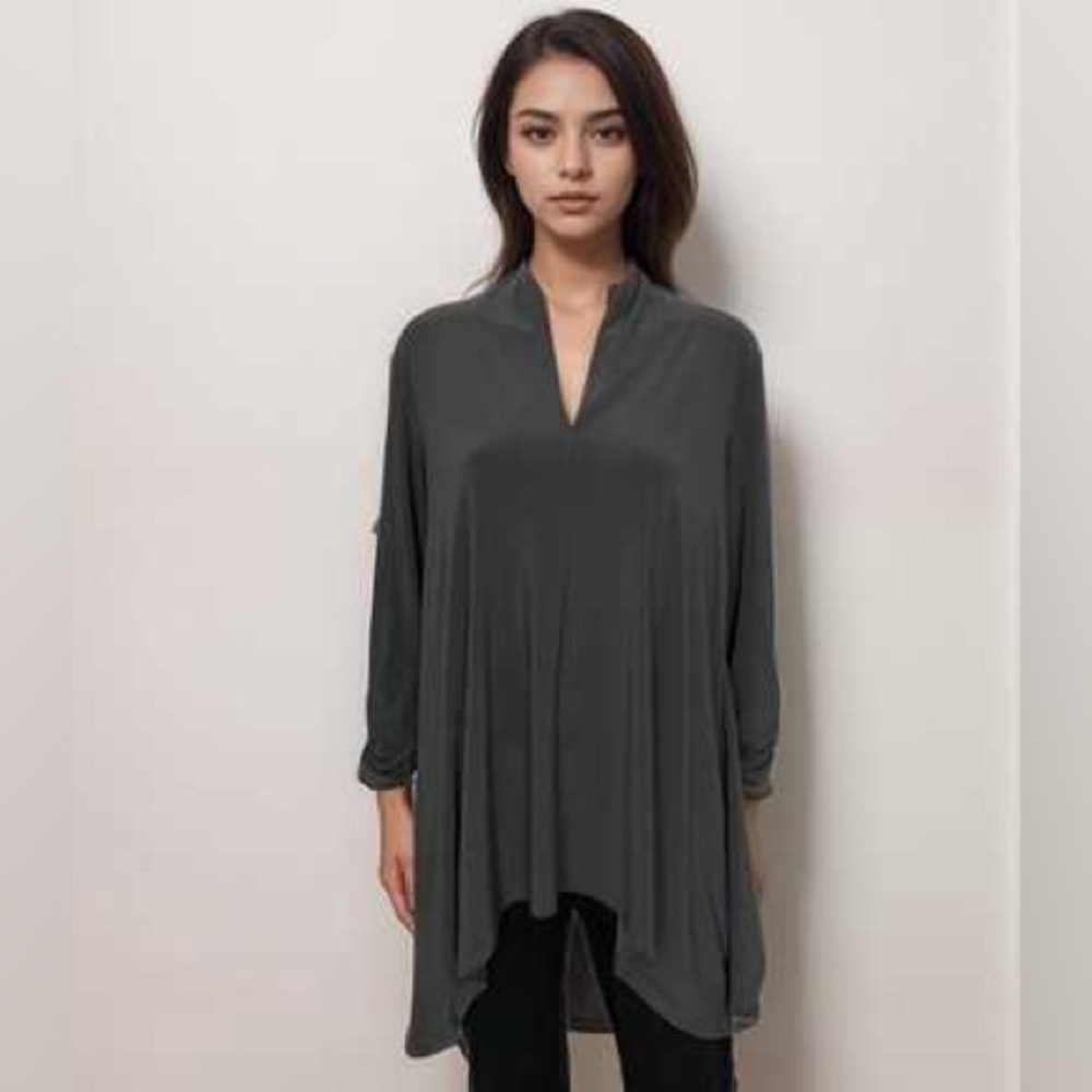 Clara Sun Woo Asymmetrical Hem Gray Top Tunic Ruched Lagenlook Slinky Size Small